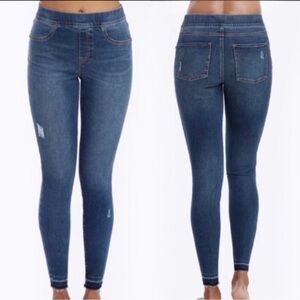 SPANX Distressed Denim Legging! Retail $128.